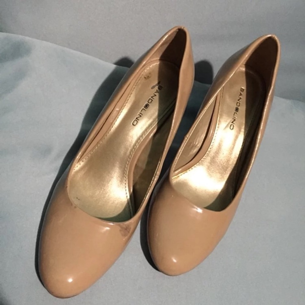 Small Nude Bandolino Heels